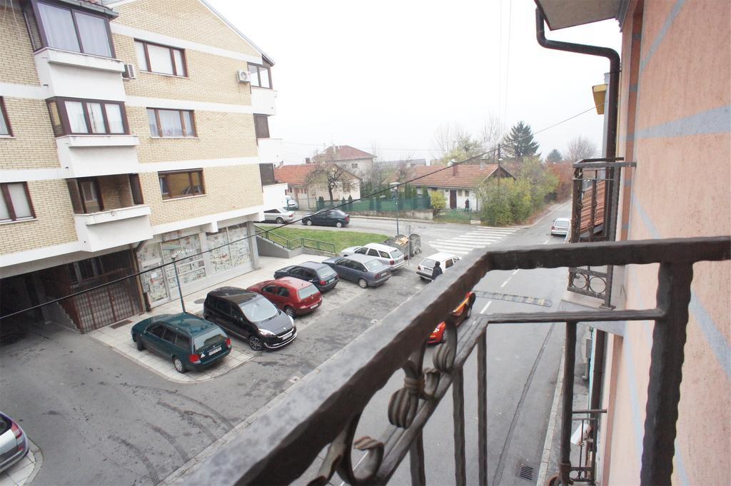 Apartments Cyrano 1&2 Szarajevó Szoba fotó